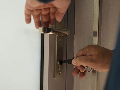 Jak zabezpieczyć biuro i infrastrukturę? Kontrola dostępu Winkhaus blueEvo w praktyce 